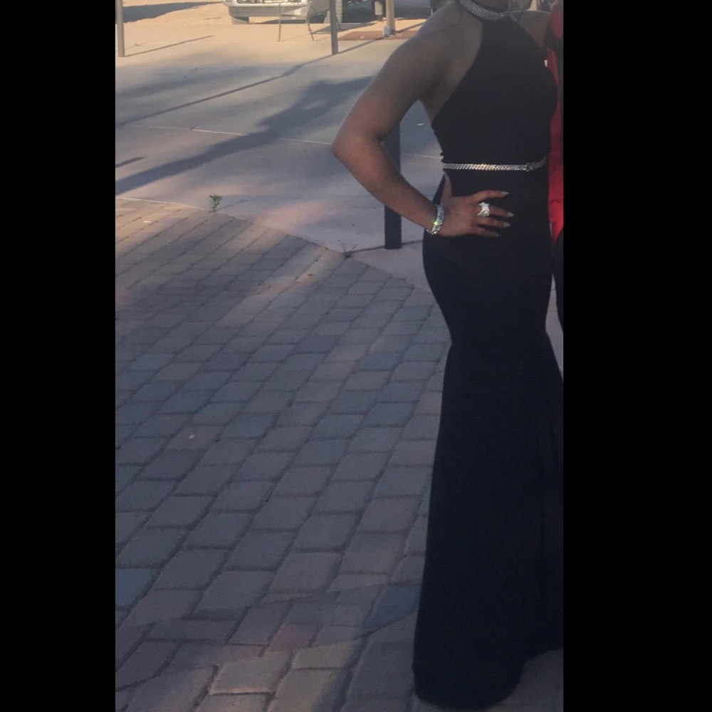 Black prom dress
